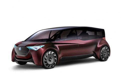 Два водородные автомобиля Toyota: Fine-Comfort Ride и Сора