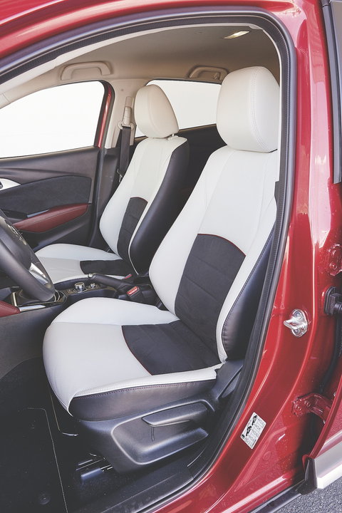Передние сиденья Mazda расположены ниже, чем в моделях конкурентов.
