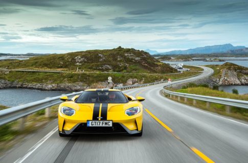 Ford GT установил новый рекорд вокруг полярного круга. Шикарные фото и видео