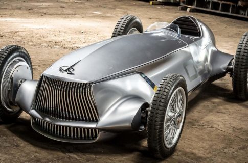 Инфинити от Nissan создал «зеленый» ретро-автомобиль ручной сборки (Фотогалерея)