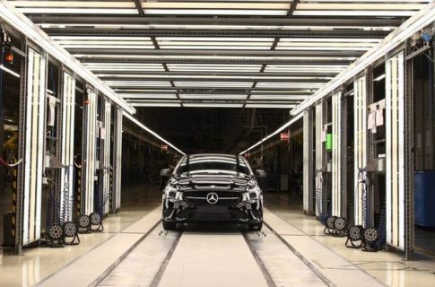 Мерседес в эпицентре международного скандала: более миллиона автомобилей от Даймлер не соответствует нормам выбросов выхлопных газов?