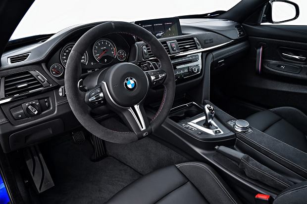Обзор BMW M4 CS