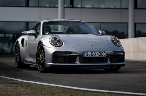 Новый Porsche 911 Turbo S 2021