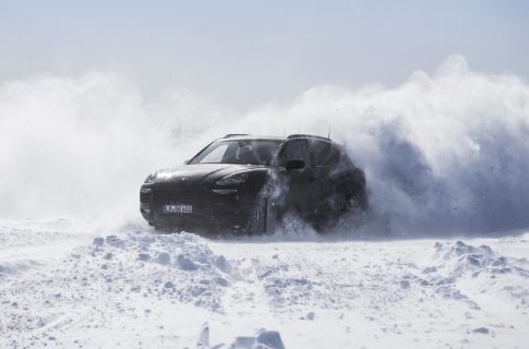 Porsche Cayenne 2018 ненадежный слабак? Немцы так не считают (Видео Фото)
