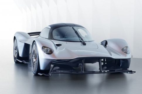 Сверхбыстрый Aston Martin с технологией F1