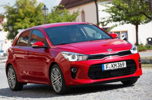 Тест-драйв 2017 Kia Rio 1.2 л. — а в городе ничего больше и не нужно