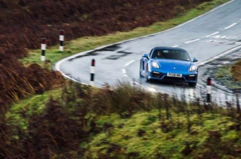 В Бельгии на скорости 238 км/ч 79-летняя бабуля прогуливалась на своем Porsche