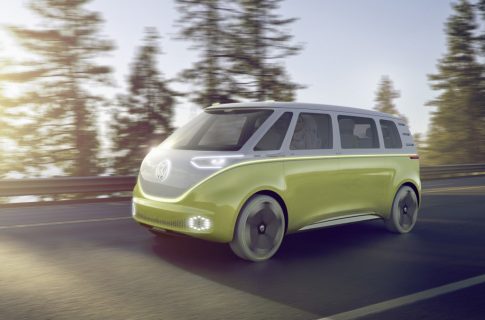 Volkswagen официально подтвердил, что электро микроавтобус ID Buzz будет продаваться с 2022 года (Фото Видео)