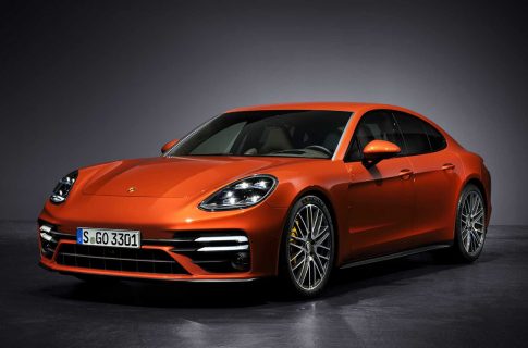 Porsche представив оновлену Panamera
